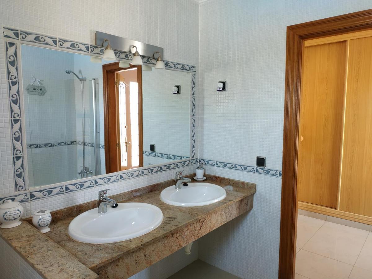 Villa Casa Del Sol 3 Bedroom Villa With Private Solar Covered 12M X 6M Pool Minimum Stay 7 Nights Chromecast And Wifi Throughout The Property Triquivijate Exterior foto
