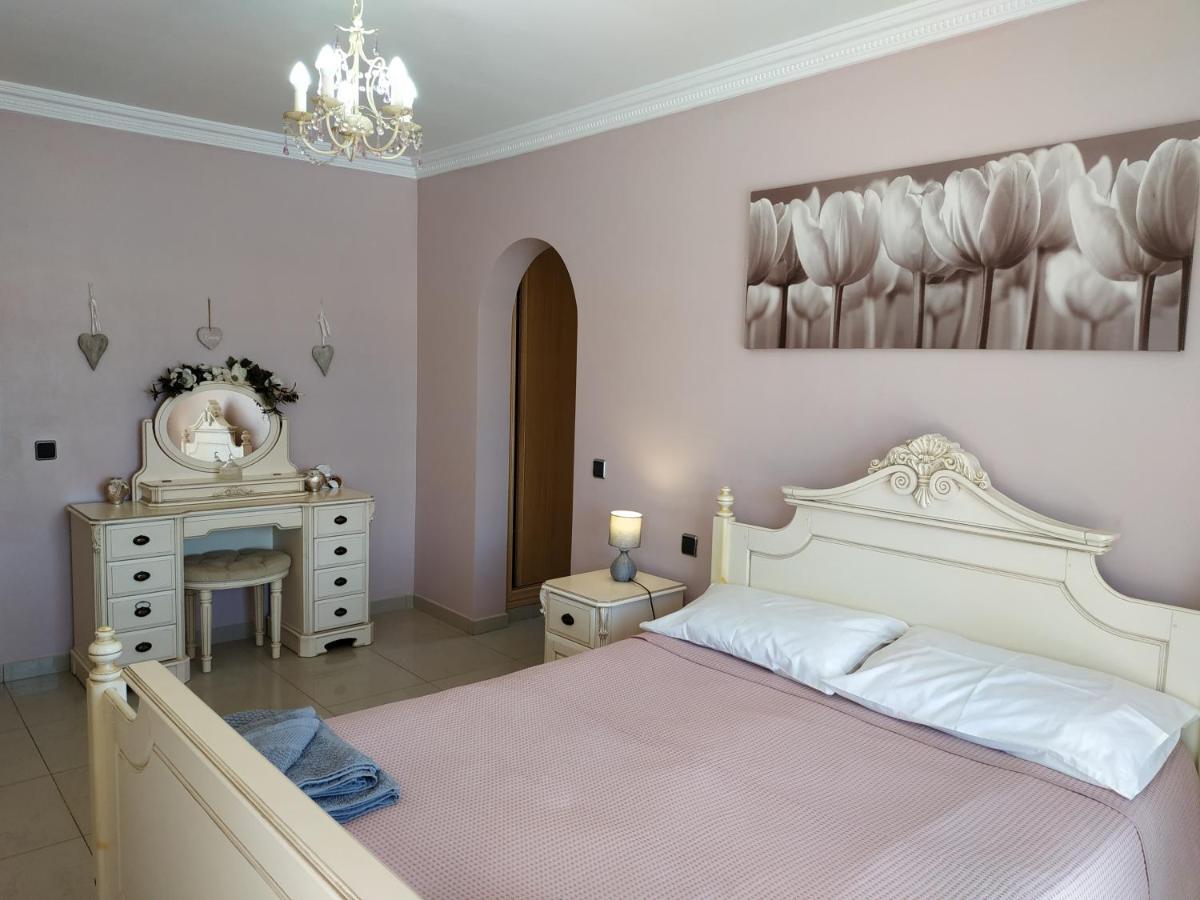 Villa Casa Del Sol 3 Bedroom Villa With Private Solar Covered 12M X 6M Pool Minimum Stay 7 Nights Chromecast And Wifi Throughout The Property Triquivijate Exterior foto