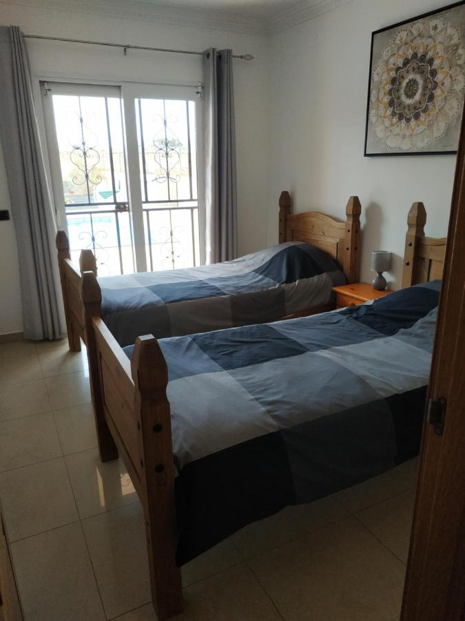 Villa Casa Del Sol 3 Bedroom Villa With Private Solar Covered 12M X 6M Pool Minimum Stay 7 Nights Chromecast And Wifi Throughout The Property Triquivijate Exterior foto
