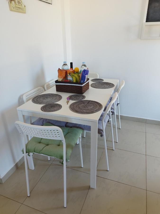 Villa Casa Del Sol 3 Bedroom Villa With Private Solar Covered 12M X 6M Pool Minimum Stay 7 Nights Chromecast And Wifi Throughout The Property Triquivijate Exterior foto