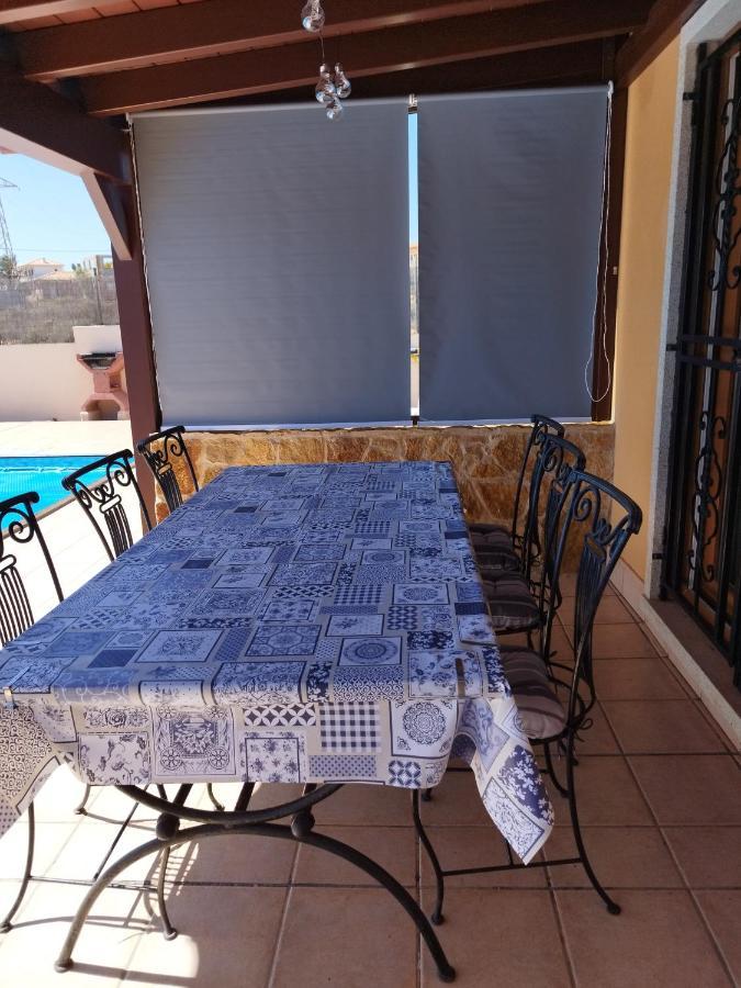 Villa Casa Del Sol 3 Bedroom Villa With Private Solar Covered 12M X 6M Pool Minimum Stay 7 Nights Chromecast And Wifi Throughout The Property Triquivijate Exterior foto